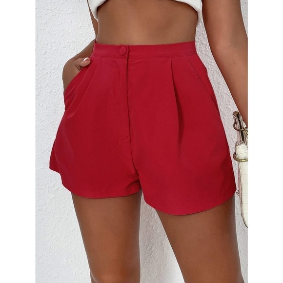 Plicated Detail Wide Leg Shorts with pockets - Picture 6 of 11